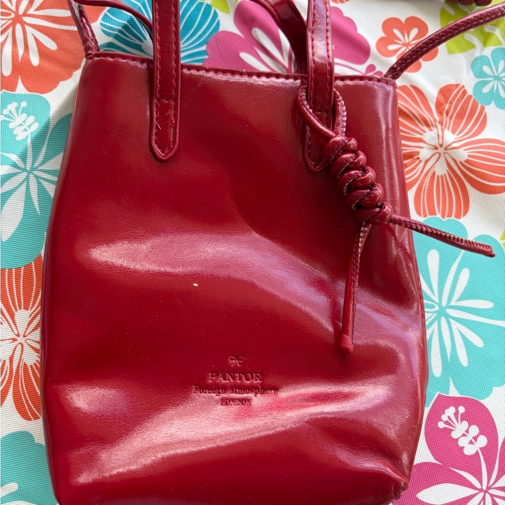 Compact Red Crossbody Bag with Knot-Detail Strap - Picture 10 of 11